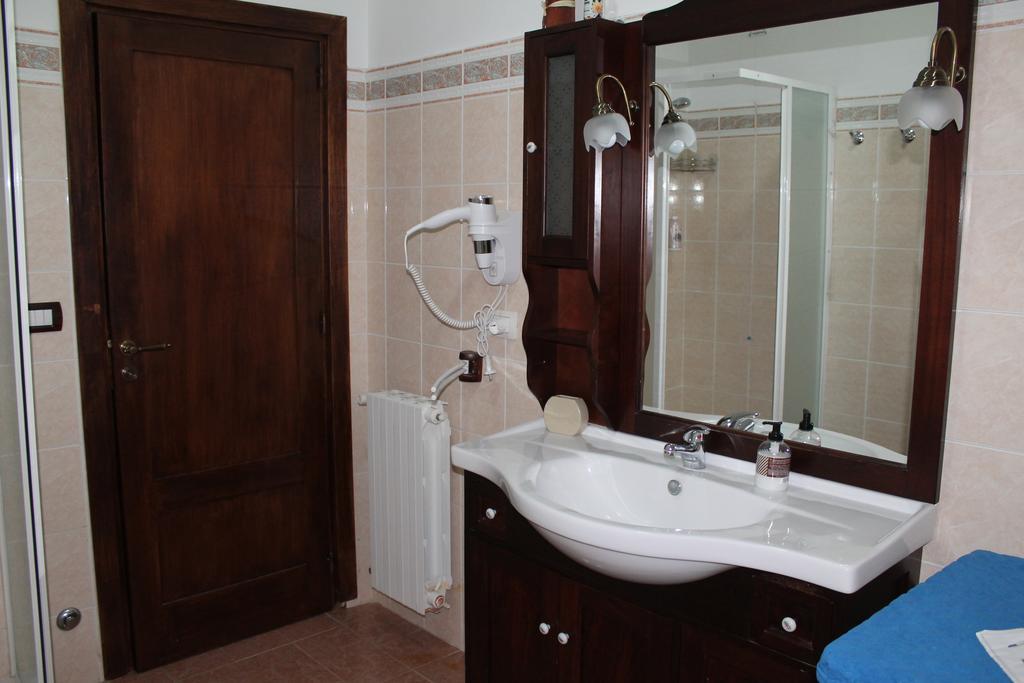Casa Vacanze Borgo Borghese SantʼAlessio Siculo Chambre photo