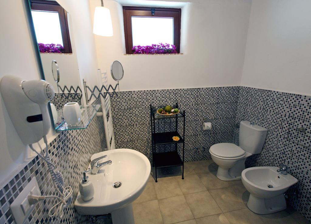 Casa Vacanze Borgo Borghese SantʼAlessio Siculo Chambre photo