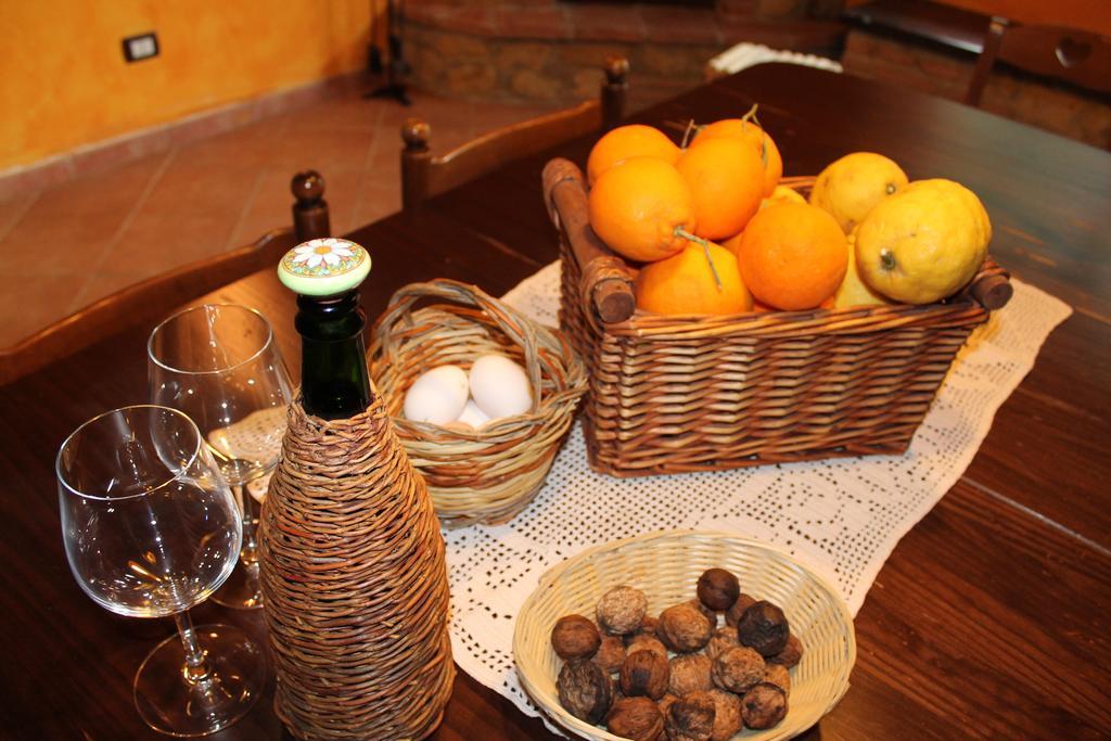 Casa Vacanze Borgo Borghese SantʼAlessio Siculo Extérieur photo